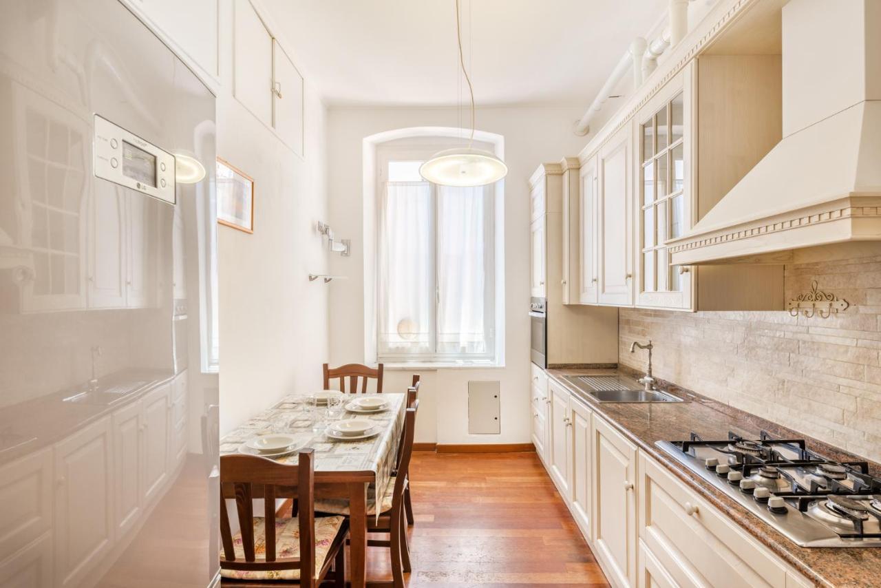 לה ספציה Holiday House מראה חיצוני תמונה